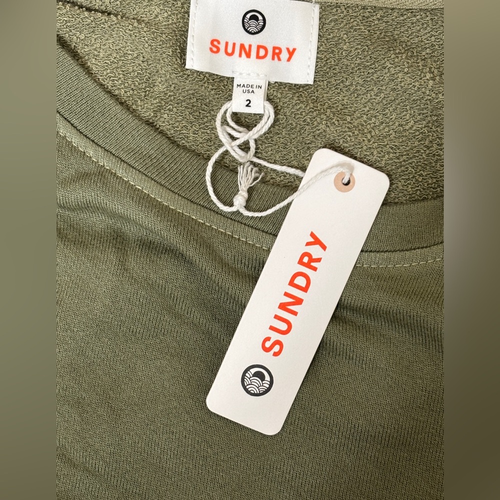 NWT SUNDRY Stripe Oversized Sweatshirt, size 2 (Medium) - Picture 3 of 4